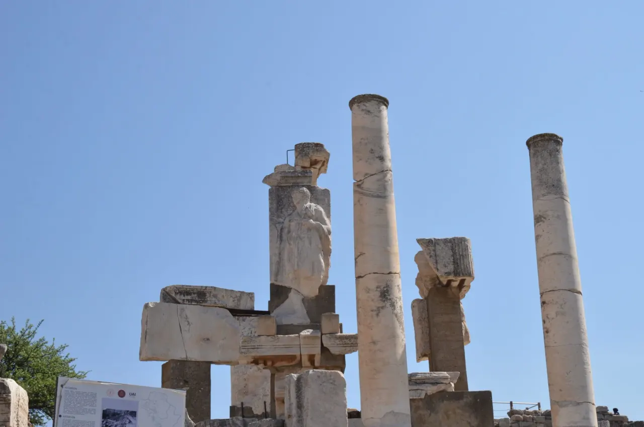 Ephesus and Temple of Artemis — photo 11