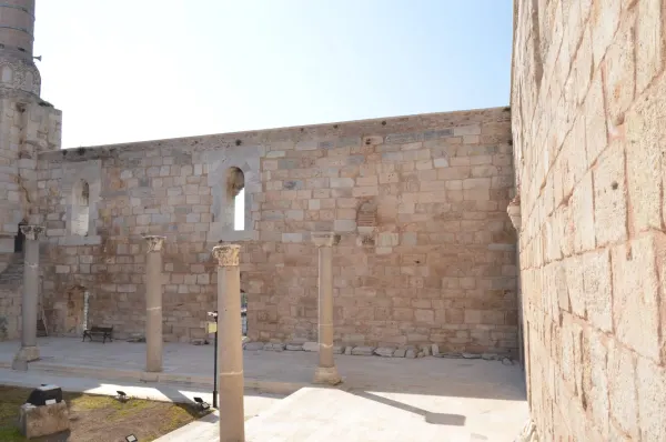 Isa Bey Mosque 24