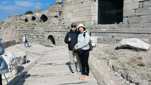 Pergamon Ancient City 23