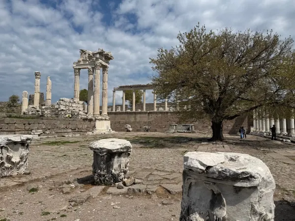 Pergamon Ancient City 13