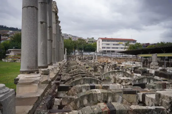 Smyrna Ancient City 19