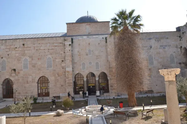 Isa Bey Mosque 25