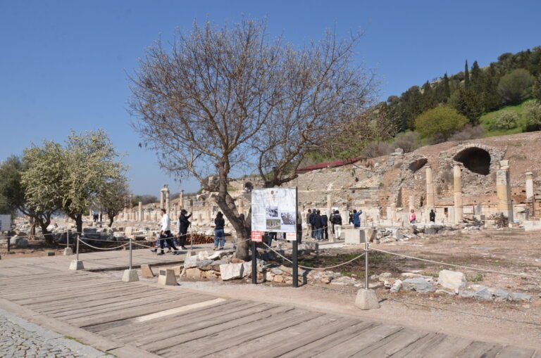 Ephesus and Turkish Bath Experience — photo 3